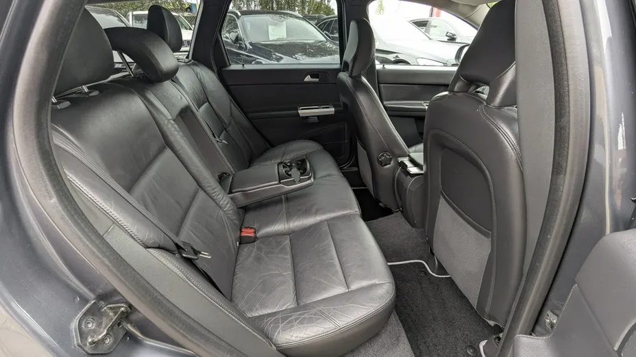 VOLVO V50 -