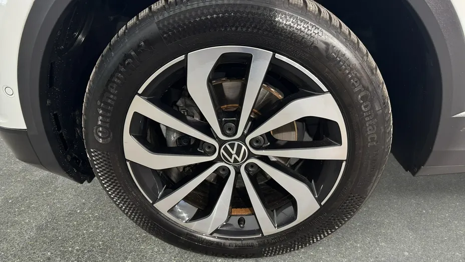 VOLKSWAGEN T-ROC -