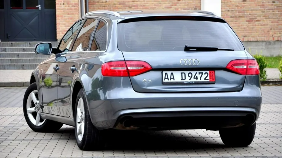 AUDI A4 Avant -