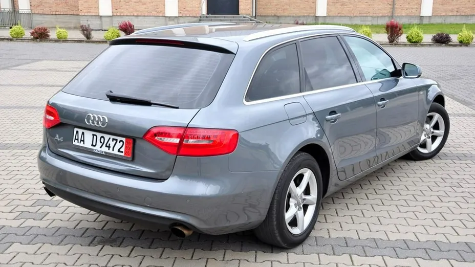 AUDI A4 Avant -
