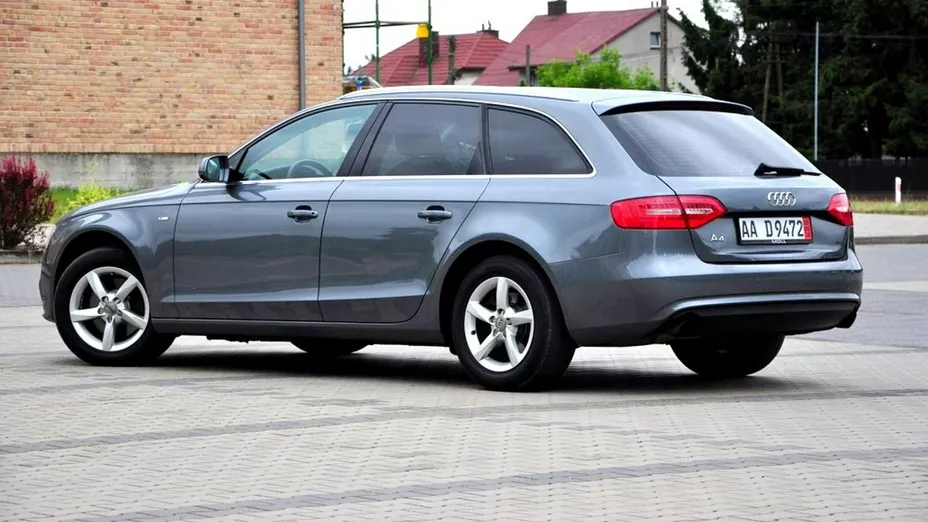 AUDI A4 Avant -