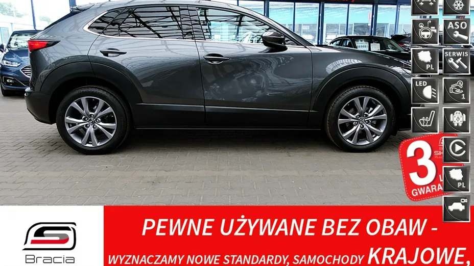 MAZDA CX-30 -