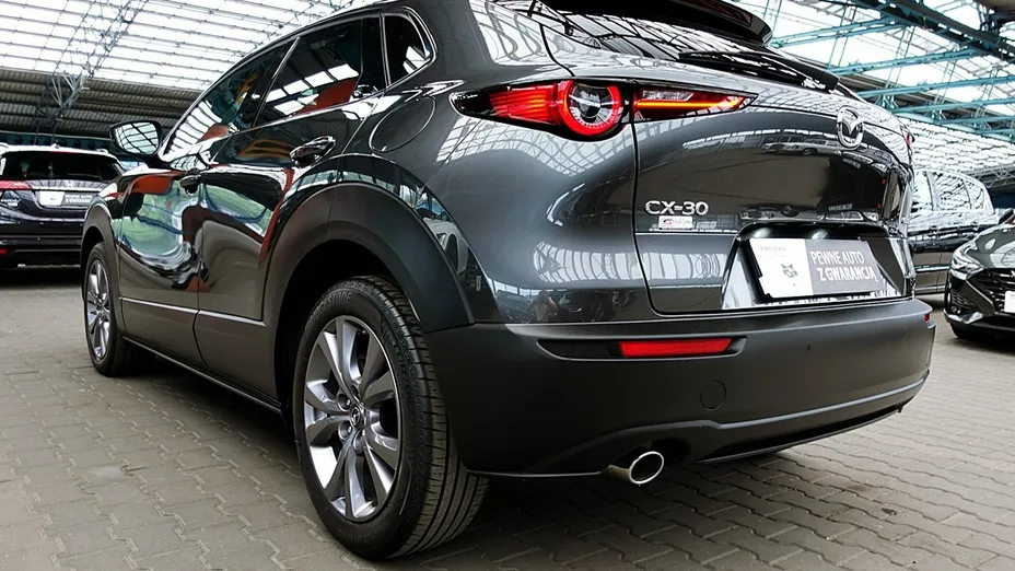 MAZDA CX-30 -