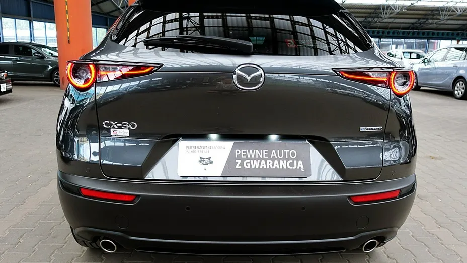MAZDA CX-30 -