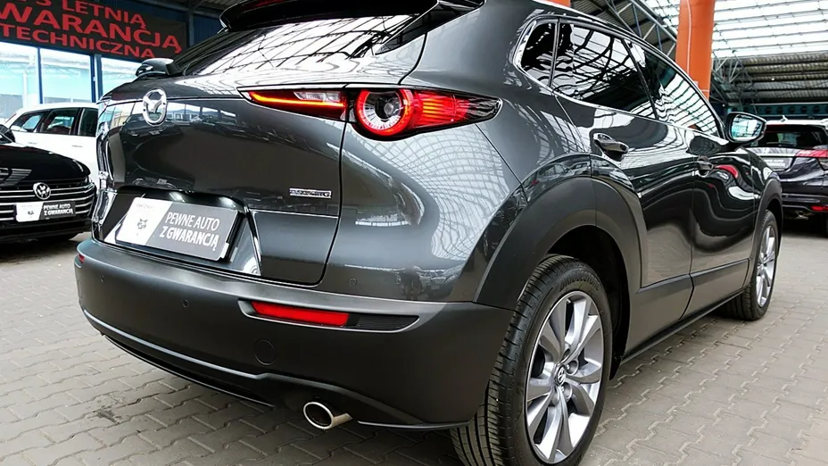 MAZDA CX-30 -
