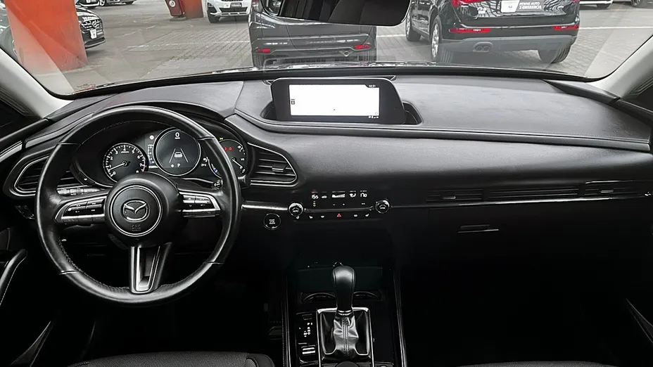 MAZDA CX-30 -