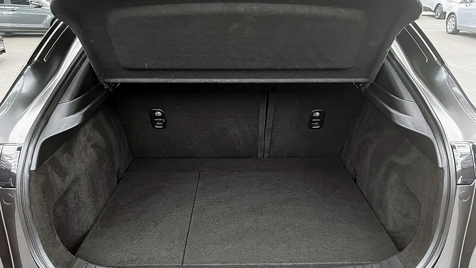 MAZDA CX-30 -