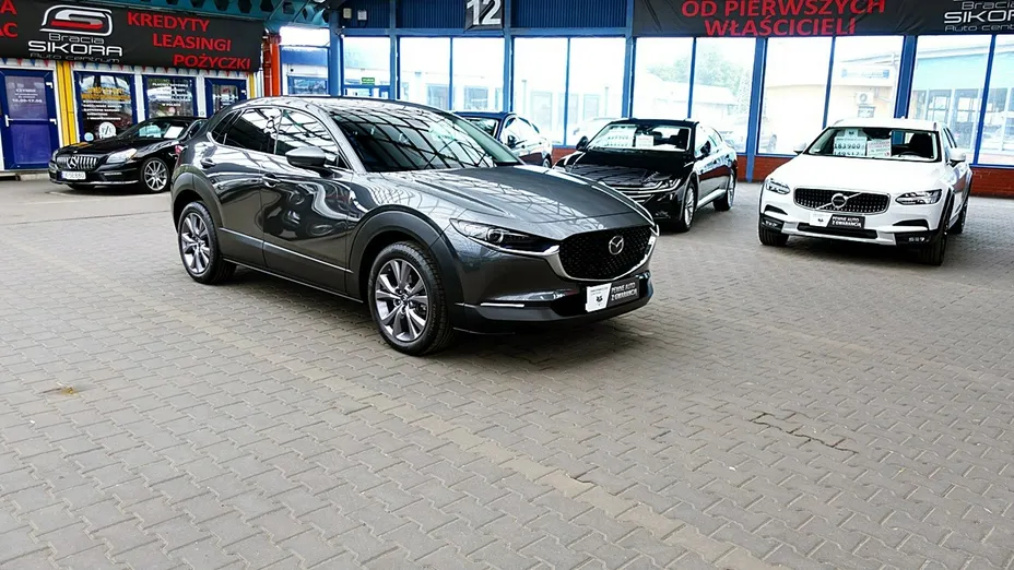 MAZDA CX-30 -