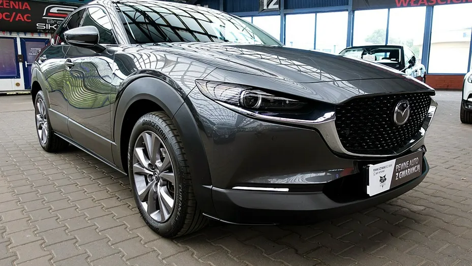 MAZDA CX-30 -