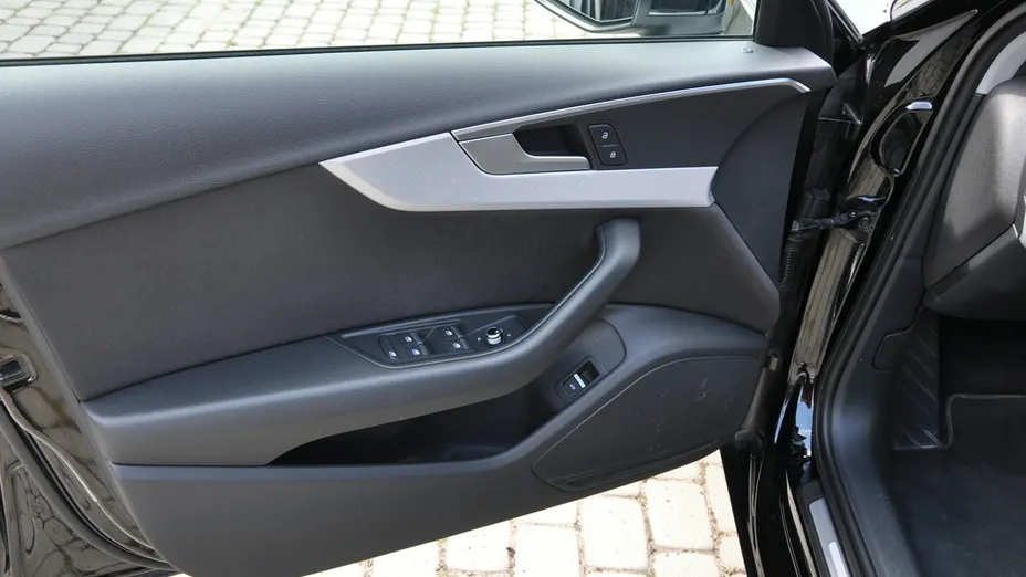AUDI A4 Avant -