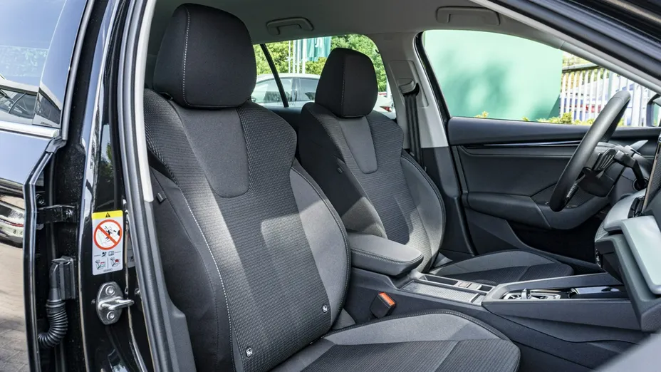 SKODA Octavia -