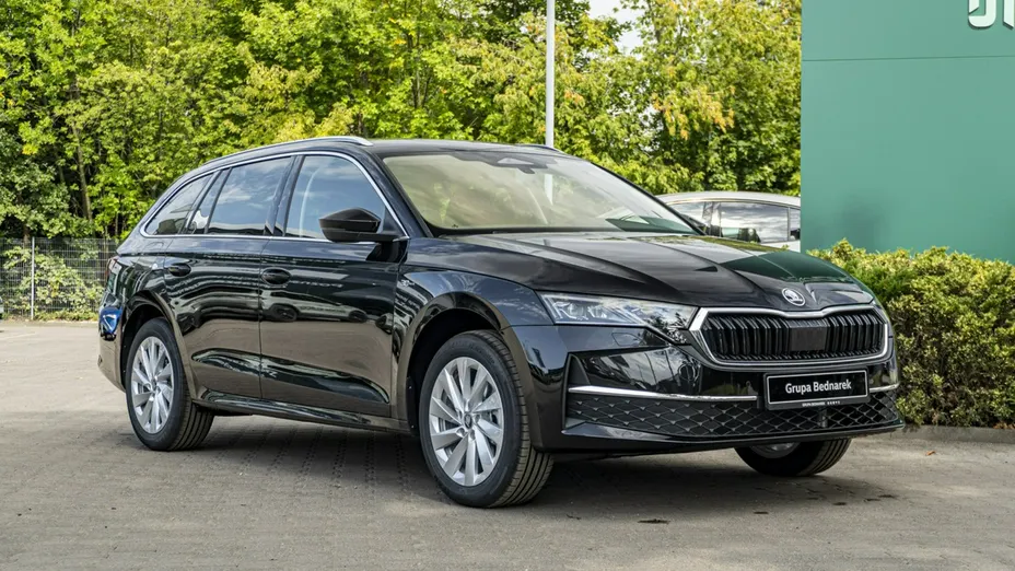 SKODA Octavia -