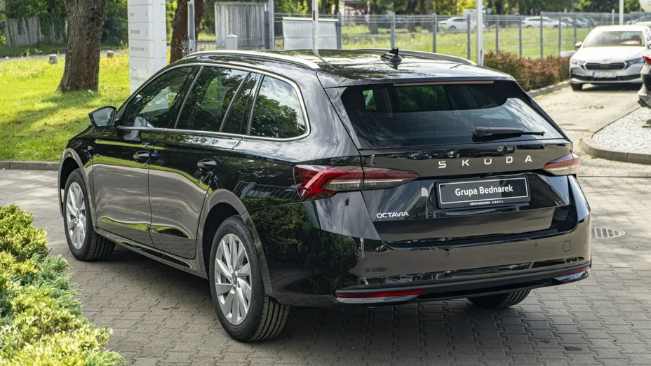 SKODA Octavia -