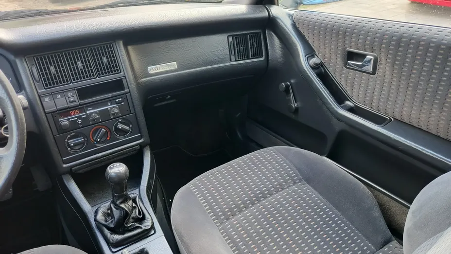 AUDI 80 -