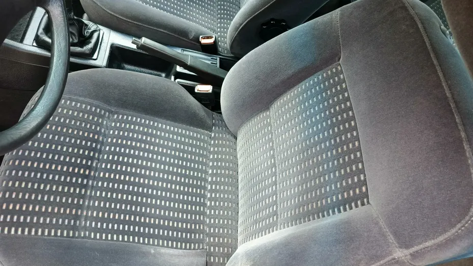 AUDI 80 -