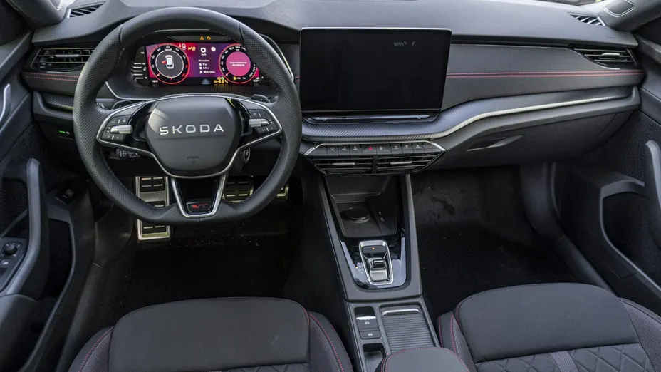 SKODA Octavia -