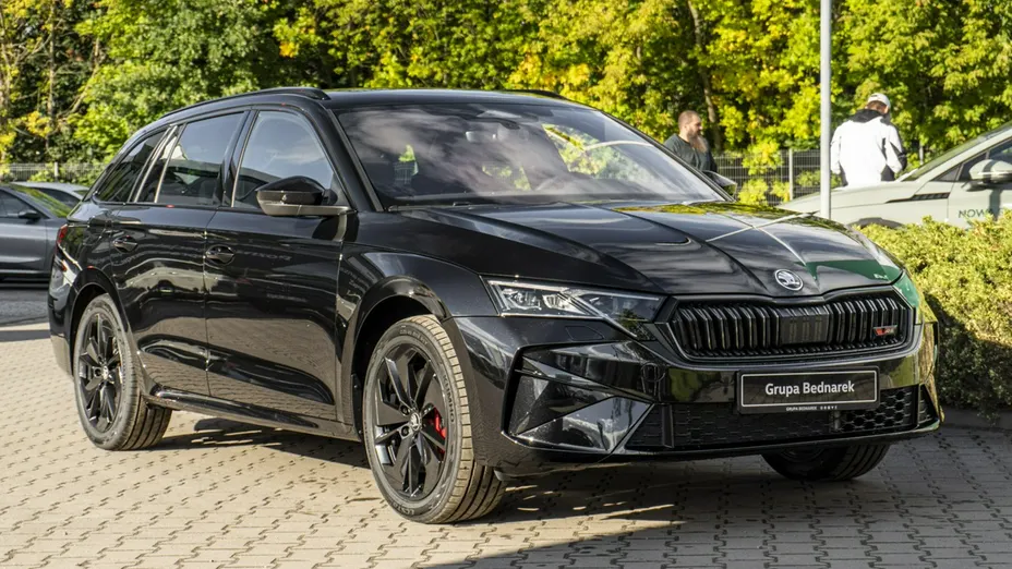 SKODA Octavia -