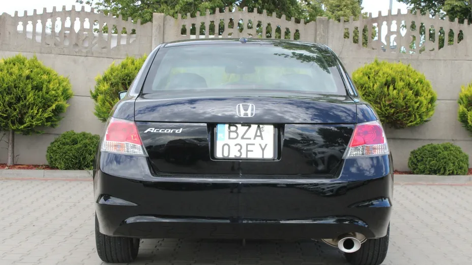HONDA Accord -