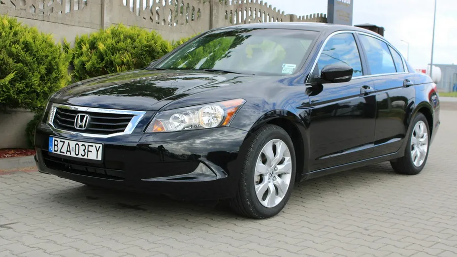 HONDA Accord -