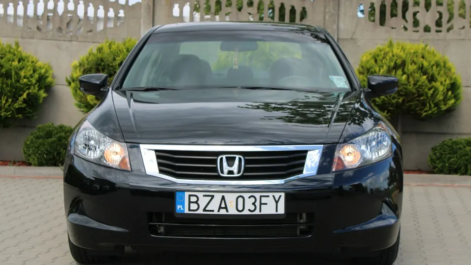 HONDA Accord -