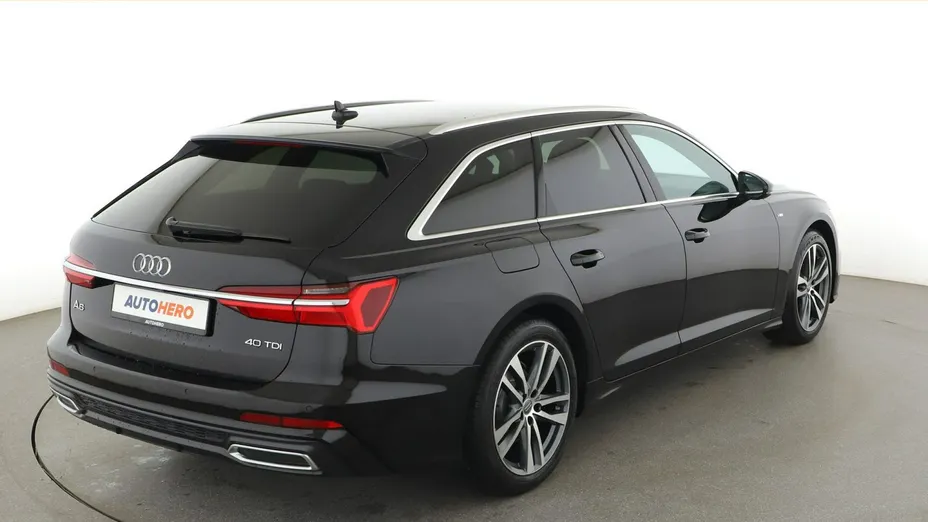 AUDI A6 -