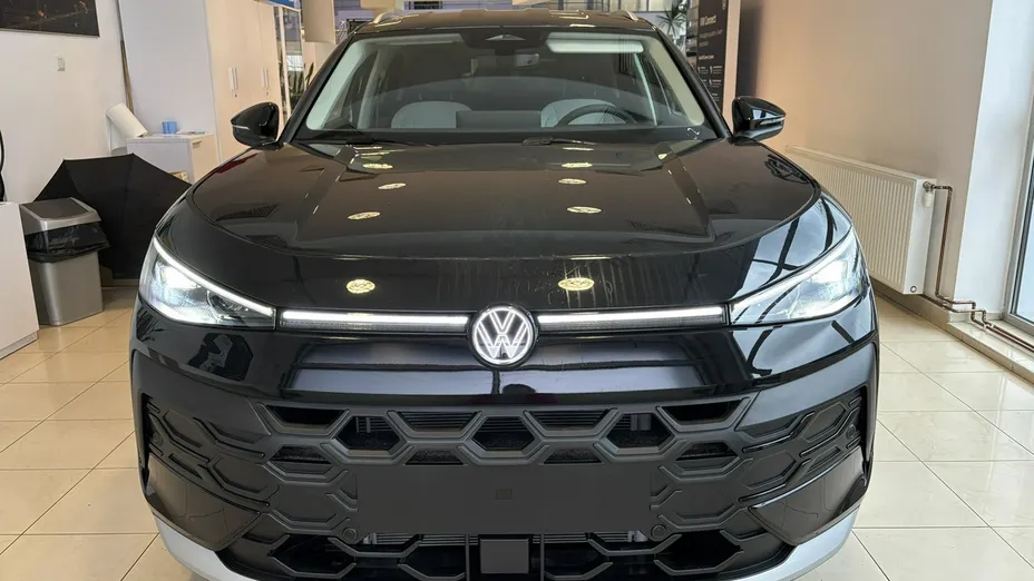 VOLKSWAGEN T-ROC -
