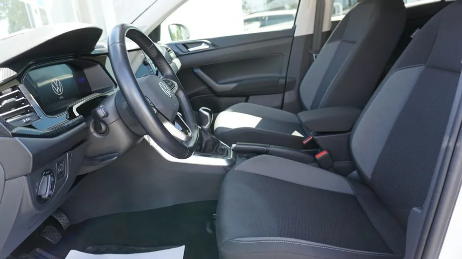 VOLKSWAGEN Taigo -