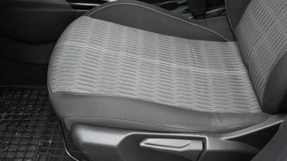 OPEL Corsa -
