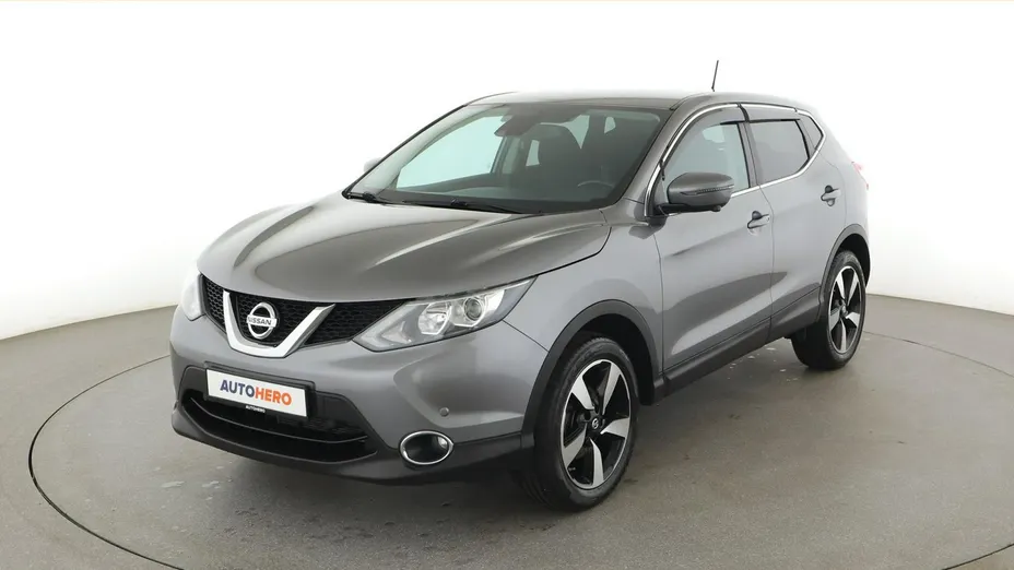 NISSAN Qashqai -
