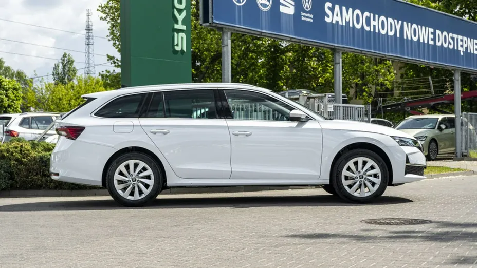 SKODA Octavia -