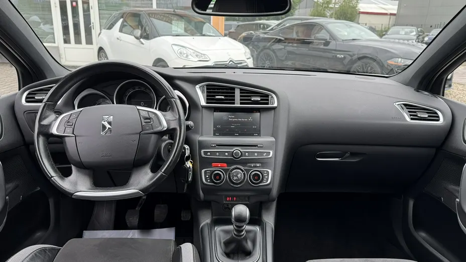 DS DS4 -