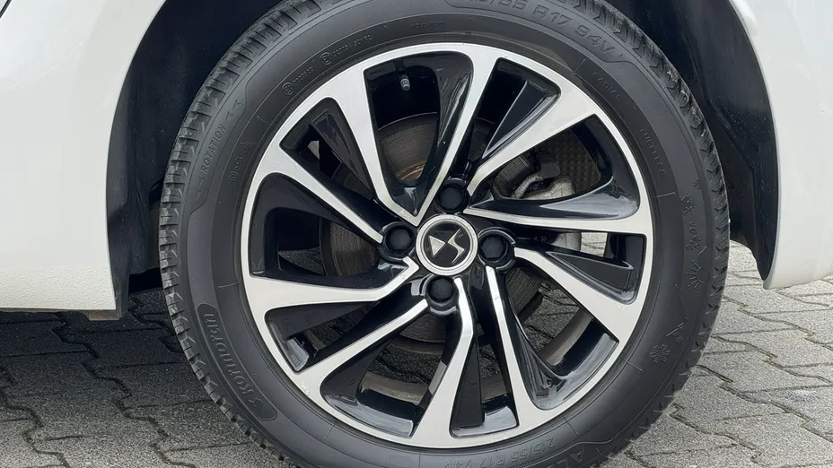 DS DS4 -