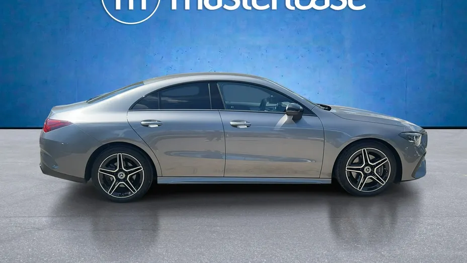MERCEDES-BENZ CLA -