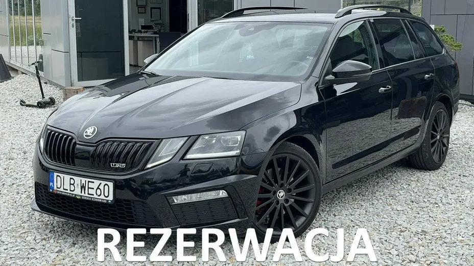 SKODA Octavia -