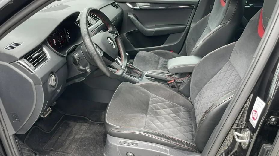 SKODA Octavia -