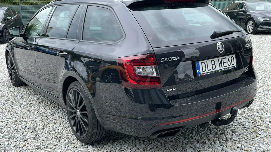 SKODA Octavia -