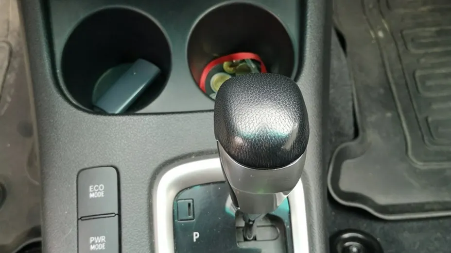TOYOTA HiLux -