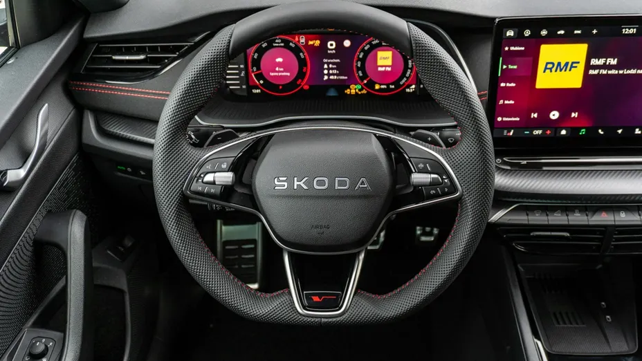 SKODA Octavia -