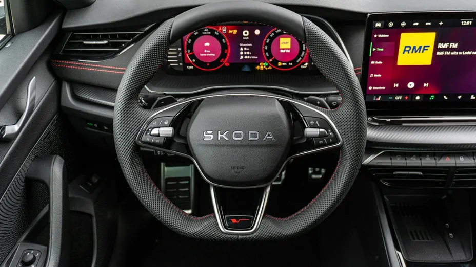 SKODA Octavia -