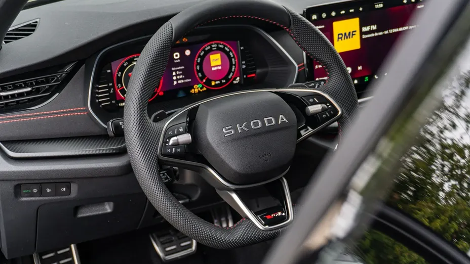 SKODA Octavia -