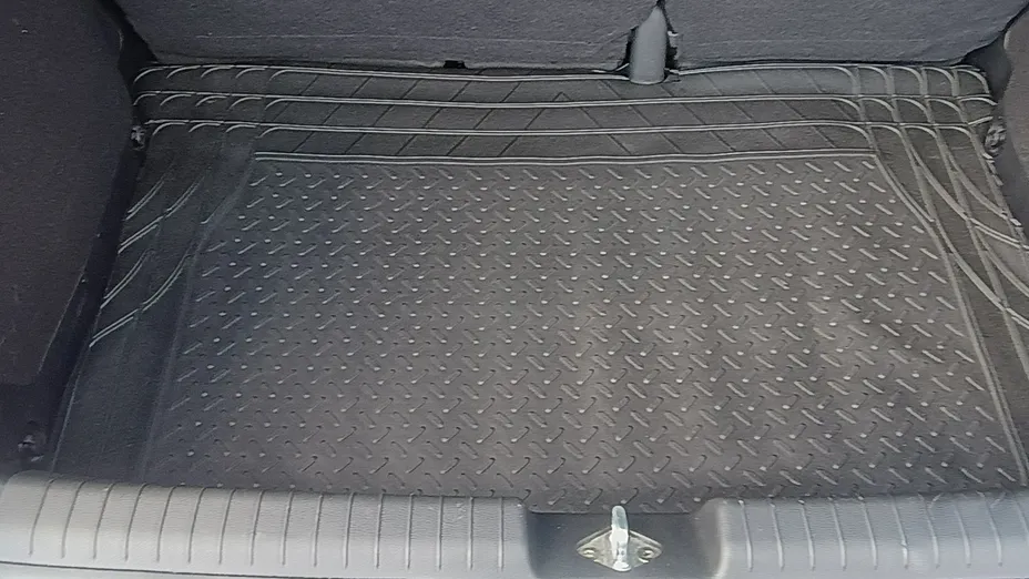 HYUNDAI i20 -