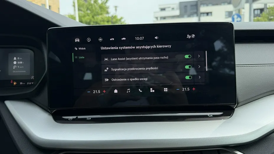 SKODA Octavia -