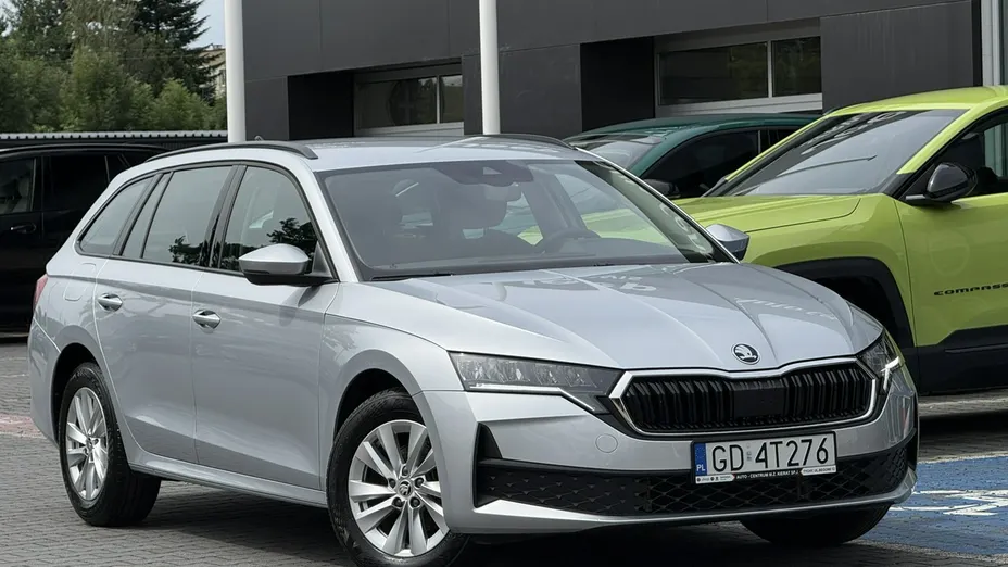 SKODA Octavia -