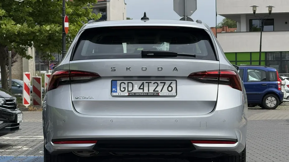 SKODA Octavia -