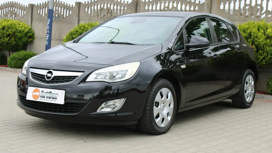 OPEL Astra -