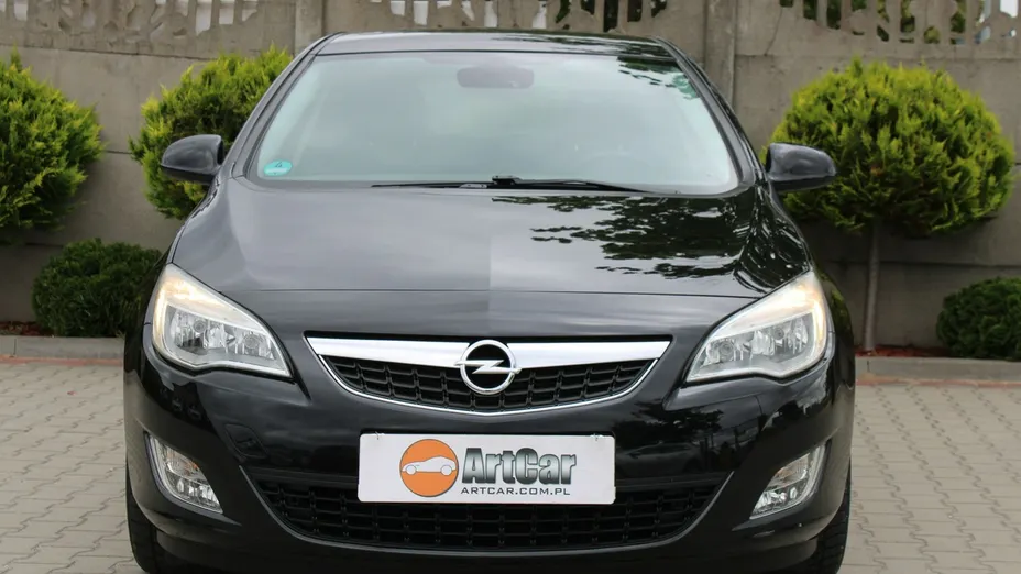 OPEL Astra -