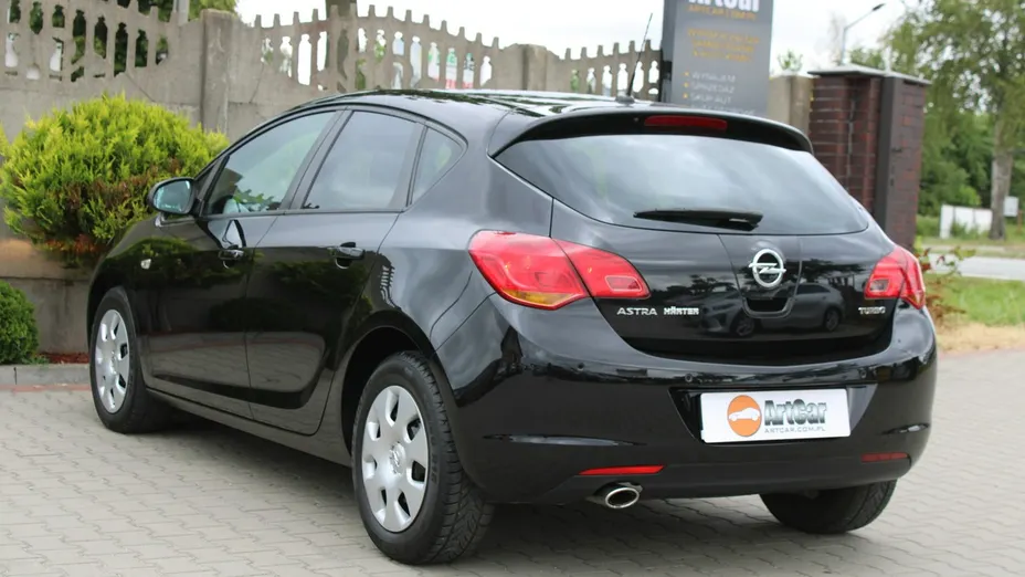 OPEL Astra -