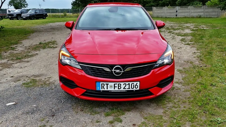 OPEL Astra -
