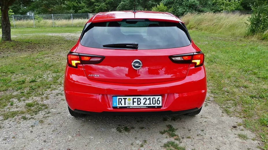 OPEL Astra -