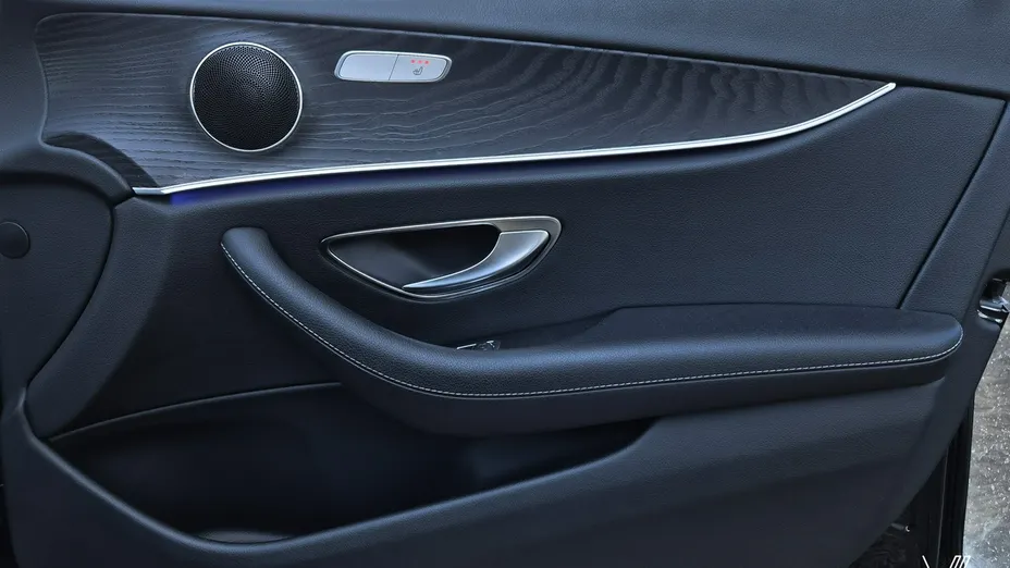 MERCEDES-BENZ E Klasa -